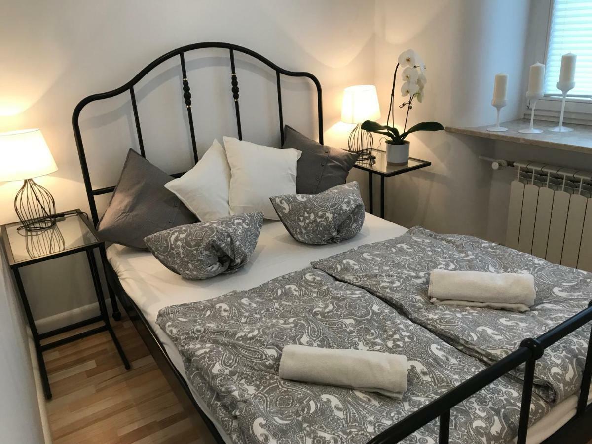 Apartmán Stare Miasto Swietojerska 12 Varšava Exteriér fotografie
