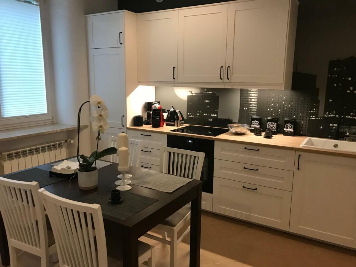 Apartmán Stare Miasto Swietojerska 12 Varšava Exteriér fotografie