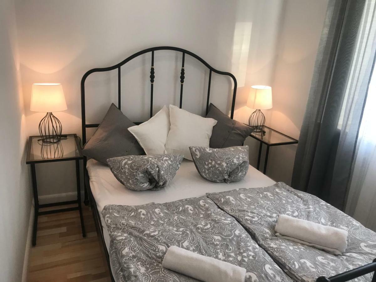 Apartmán Stare Miasto Swietojerska 12 Varšava Exteriér fotografie