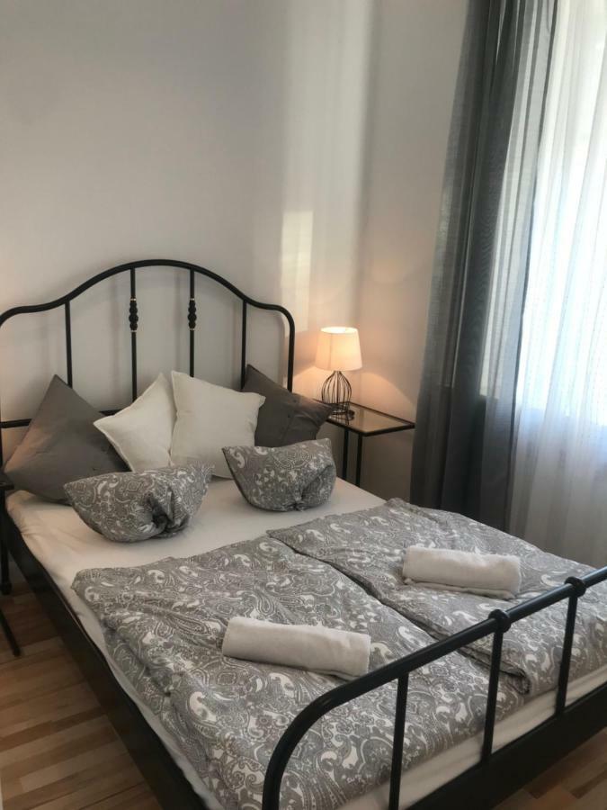 Apartmán Stare Miasto Swietojerska 12 Varšava Exteriér fotografie