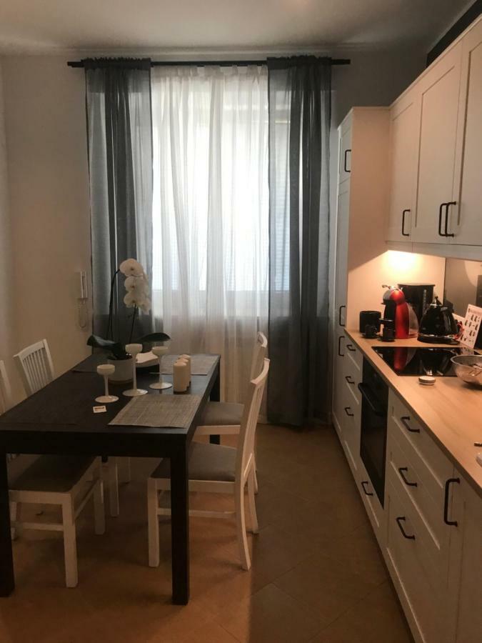 Apartmán Stare Miasto Swietojerska 12 Varšava Exteriér fotografie