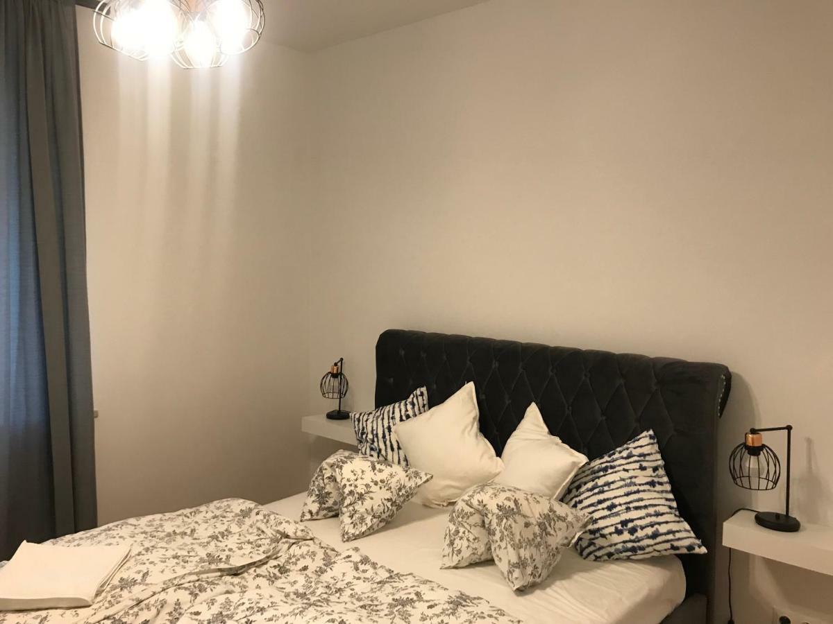 Apartmán Stare Miasto Swietojerska 12 Varšava Exteriér fotografie