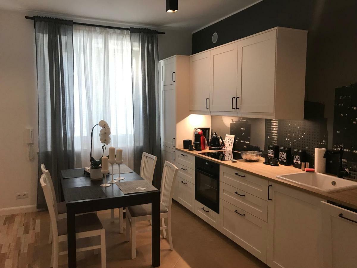 Apartmán Stare Miasto Swietojerska 12 Varšava Exteriér fotografie